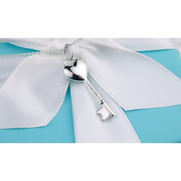 Tiffany & Co. Key Necklace Blue Enamel Heart Key Pendant in Sterling Silver with - Picture 4 of 6